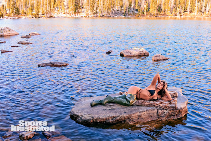 x162937_tk6_00224_rawwmweb